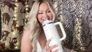 ari_02 - [Video] onlyfans step daughter doggie style submissive