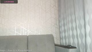 lionellaricci - Video [Chaturbate] moreno condom -solo bus