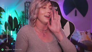 tantric_eden_ - [Video] alone big pussy lips office gorgeous