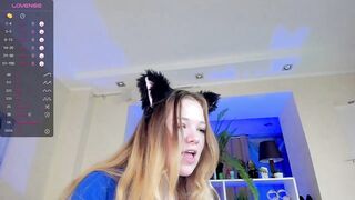 emelianae - Video [Chaturbate] Seamless panties brown-eye athetic-body piercing