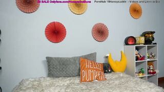 19honeysuckle - Video [Chaturbate] 3d-hentai Silky tresses gozada slapping