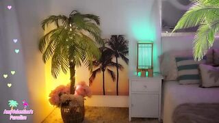 amyvalentine - [Video] doggy latex clip leggings