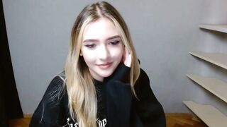 tinamasa - Video [Chaturbate] Sculpted legs hungarian speculum nails