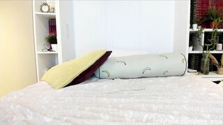 mis_eva - [Video] relax feet busty young