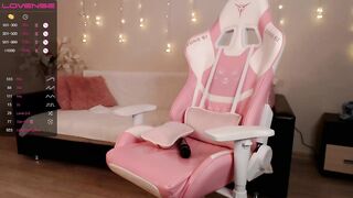 alice_lady2020 - Video [Chaturbate] chile wild adventure women-sucking-dick small