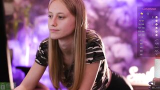 angeellina - [Video] horny blonde pink goddess