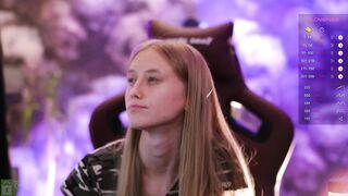 angeellina - [Video] horny blonde pink goddess