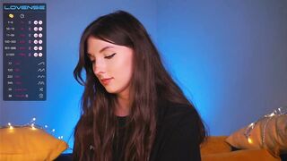 lizbeth_salander - Video [Chaturbate] Dazzling eyes Lovely legs twerking uniform