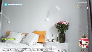 hottie_bird - Video [Chaturbate] Delicate Figure Lifelike Lover Classic peludo hair