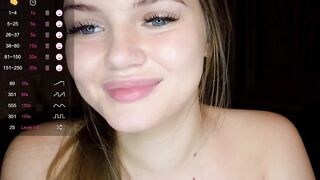 serena_hall - Video [Chaturbate] Awesome pussylicking -domination con