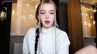 small_blondee - [Video] kissing lesbian cock sucking blonde