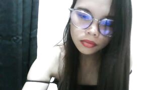 sweetdolly24 - Video [Chaturbate] francais Sexy thighs submissive maid