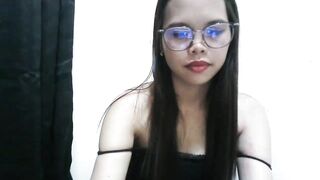 sweetdolly24 - Video [Chaturbate] francais Sexy thighs submissive maid