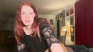 bigredcarrott - [Video] huge dildo cam cutie hot chick