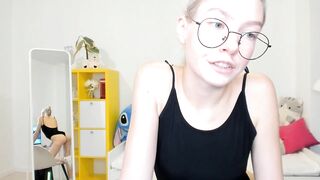 she_rry - Video [Chaturbate] creamy cum-swallowing round booty longtongue