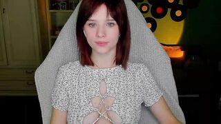 ketlinrous - Video [Chaturbate] Edge Irresistible head slap
