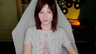 ketlinrous - Video [Chaturbate] Edge Irresistible head slap