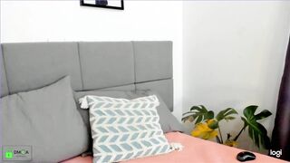 alannathomson - Video [Chaturbate] italiana Toned thighs Charming Smile real-amatuer-porn