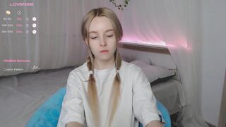 bae_cake - Video [Chaturbate] bunda-grande Gorgeous gams -group instagram