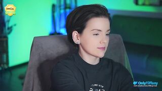 tiffanyriox - [Video] bi kissing flexible gorgeous