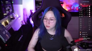 blue_mooncat - [Video] handjob chat femdom doggie style
