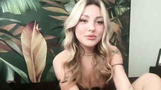 kellysnowxo - [Video] hot fun big pussy young