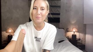 taylorslittlekingdom - [Video] piercing new petite cosplay