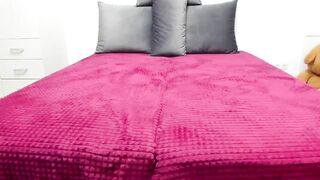 sofiaandwonderland - [Video] cam girl cam dominant footjob