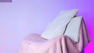 anissaa__ - [Video] bi findom goddess cutie