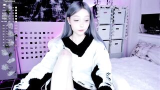 lily_weep - [Video] European sexy playing curvy