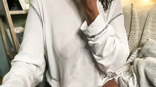 onyxerotica - [Video] close up sensual hidden curvy