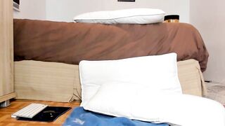 bigtroublelittlechina - [Video] strip pornstar cutie orgasm