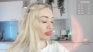 say_me___yep - [Video] role-play cam porn cam girl cameltroe