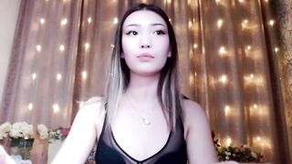 sugarllipss - [Video] lesbian huge boobs massage cameltroe