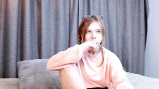 liliscuts - [Video] cock sucking body teen dirty talk