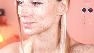 artease - [Video] babe bisexual leggings fuck machine