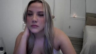varsitybaby000 - [Video] passive cumming legs findom