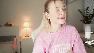 daddystrouble - [Video] busty playing hot wife hot wife