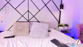 mara_martinez - [Video] flexible legs nude leggings