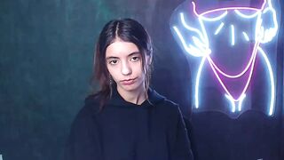 miri_miss - [Video] big ass fetish European findom