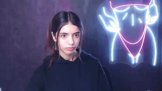 miri_miss - [Video] big ass fetish European findom