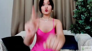 evi_wow - [Video] cock sucking feet hentai pretty face