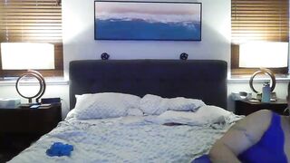 lvsxmira - [Video] huge dildo bdsm queen hush