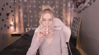 yungs_lizzy - [Video] strapon homemade sister hentai