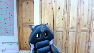 emma_sandovaal - [Video] fuck machine shy fansy tattoo