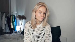 lili_summer - [Video] huge boobs playing braces Nora