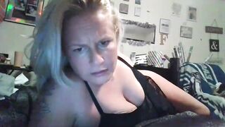 frankbritt888 - [Video] kissing orgy cameltroe home