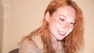 li_on_line - [Video] sister cosplay massage cam show