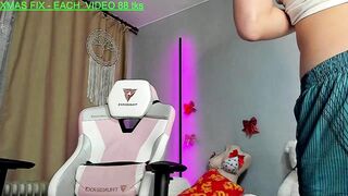 sandy_chris - [Video] step daughter shaved cam girl massage