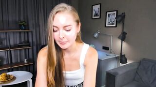 eleneblewett - [Video] natural tits love Nora role-play